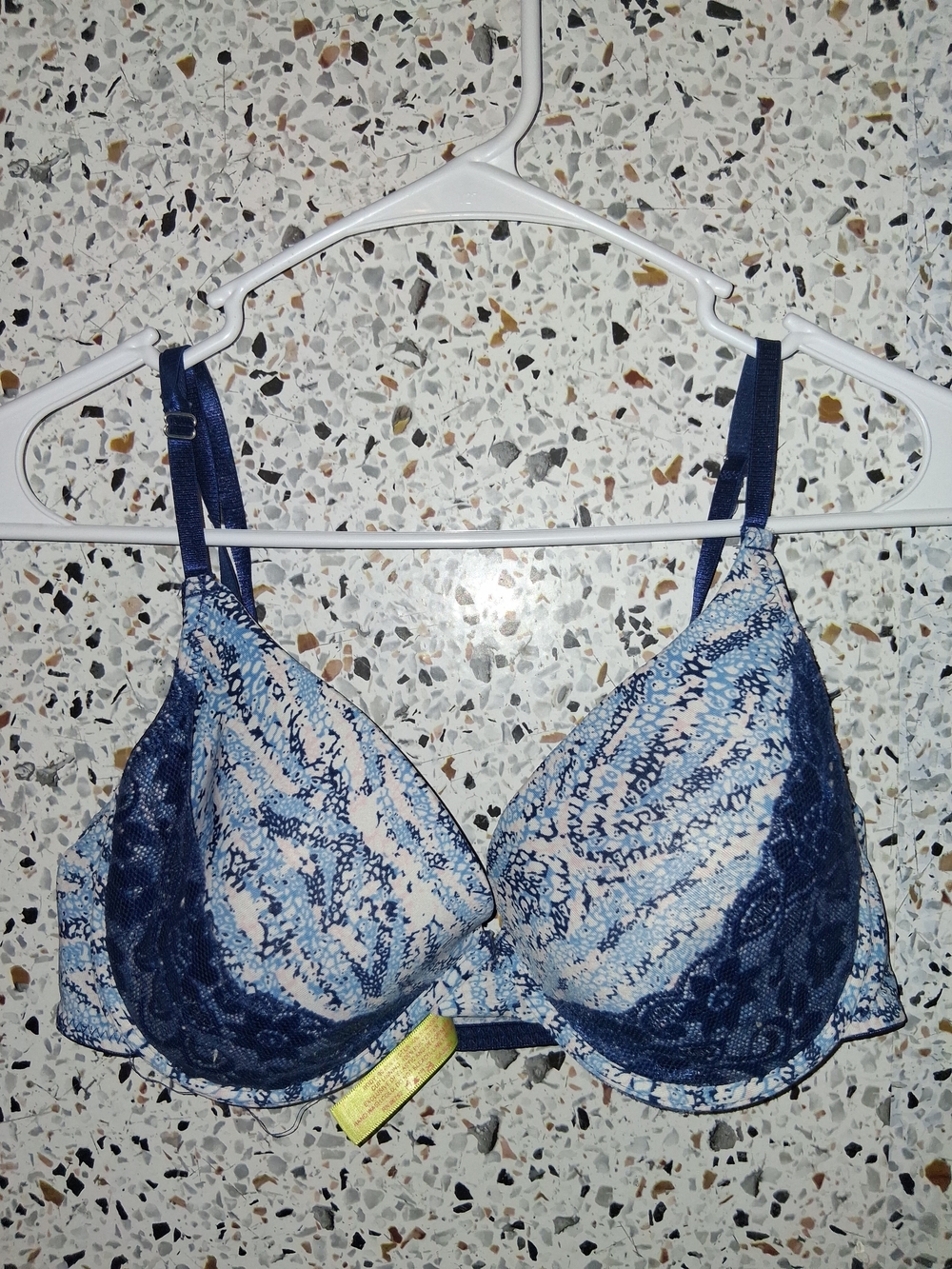 Women's Catherine Melandrino Tshirt Bra's Size 38D Blue Padded With Wires